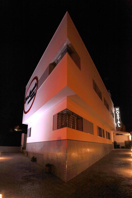 Hostal Dona Manuela Малага Экстерьер фото